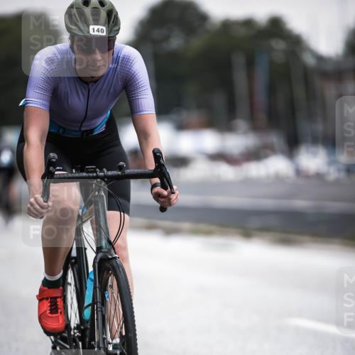 16.08.2026 - KN Förde Triathlon 2026 H.Heesch http://msf.ph/oto/9965339 16.08.2026 09:20:53 Radfahren 140 meine-sportfotos.de