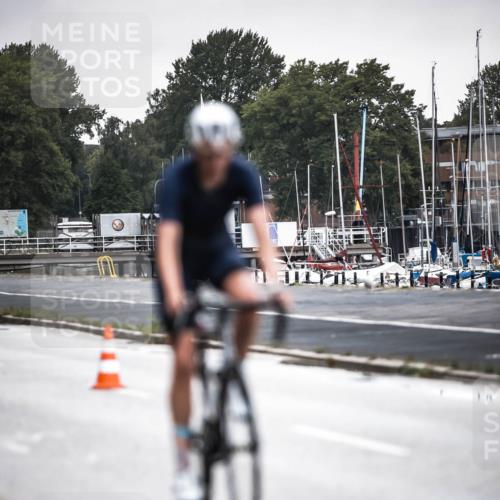 16.08.2026 - KN Förde Triathlon 2026 H.Heesch http://msf.ph/oto/9965372 16.08.2026 09:21:29 Radfahren 120, 133, 154 meine-sportfotos.de