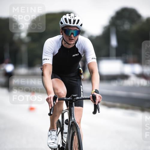 16.08.2026 - KN Förde Triathlon 2026 H.Heesch http://msf.ph/oto/9965395 16.08.2026 09:22:29 Radfahren 127, 148 meine-sportfotos.de