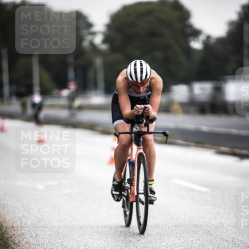 16.08.2026 - KN Förde Triathlon 2026 H.Heesch http://msf.ph/oto/9965416 16.08.2026 09:22:49 Radfahren 101 meine-sportfotos.de