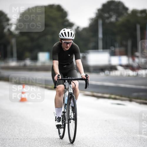 16.08.2026 - KN Förde Triathlon 2026 H.Heesch http://msf.ph/oto/9965424 16.08.2026 09:22:59 Radfahren 104, 130, 145, 150, 153 meine-sportfotos.de