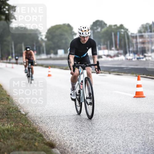16.08.2026 - KN Förde Triathlon 2026 H.Heesch http://msf.ph/oto/9965563 16.08.2026 09:24:06 Radfahren 105, 108, 120, 154 meine-sportfotos.de