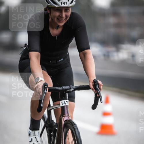 16.08.2026 - KN Förde Triathlon 2026 H.Heesch http://msf.ph/oto/9965606 16.08.2026 09:24:20 Radfahren 147, 175, 183, 197 meine-sportfotos.de