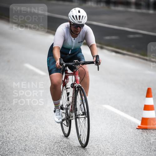 16.08.2026 - KN Förde Triathlon 2026 H.Heesch http://msf.ph/oto/9965649 16.08.2026 09:24:45 Radfahren 124, 138, 158, 162, 189 meine-sportfotos.de