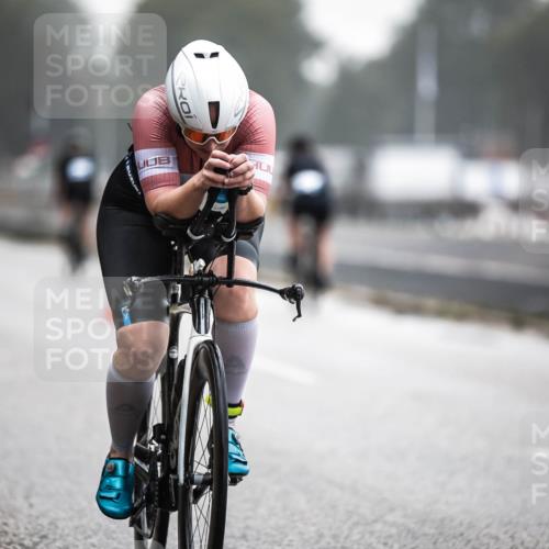 16.08.2026 - KN Förde Triathlon 2026 H.Heesch http://msf.ph/oto/9965686 16.08.2026 09:25:05 Radfahren 165, 187 meine-sportfotos.de