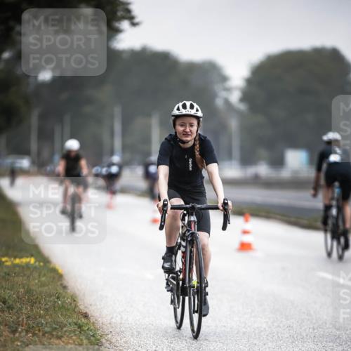 16.08.2026 - KN Förde Triathlon 2026 H.Heesch http://msf.ph/oto/9965779 16.08.2026 09:25:42 Radfahren 115, 139, 145, 153, 163, 225 meine-sportfotos.de
