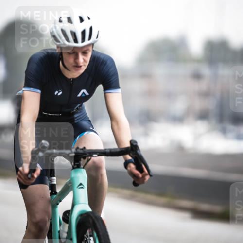 16.08.2026 - KN Förde Triathlon 2026 H.Heesch http://msf.ph/oto/9965916 16.08.2026 09:26:55 Radfahren 175, 197, 212 meine-sportfotos.de