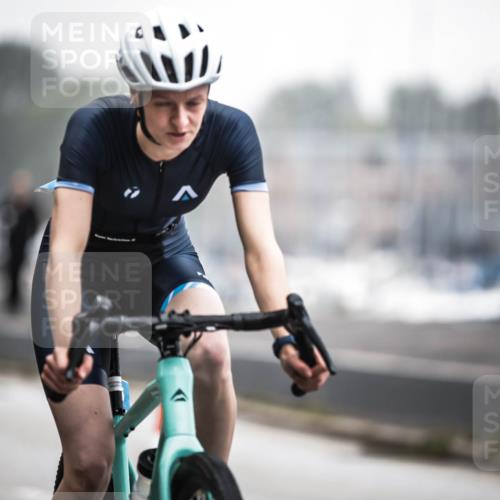 16.08.2026 - KN Förde Triathlon 2026 H.Heesch http://msf.ph/oto/9965917 16.08.2026 09:26:55 Radfahren 175, 197, 212 meine-sportfotos.de