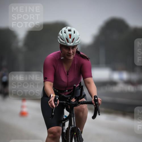 16.08.2026 - KN Förde Triathlon 2026 H.Heesch http://msf.ph/oto/9965935 16.08.2026 09:27:19 Radfahren 126, 177, 183 meine-sportfotos.de