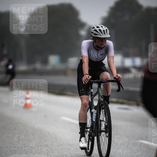 16.08.2026 - KN Förde Triathlon 2026 H.Heesch http://msf.ph/oto/9966085 16.08.2026 09:27:50 Radfahren 115, 142, 168, 186, 187, 204 meine-sportfotos.de