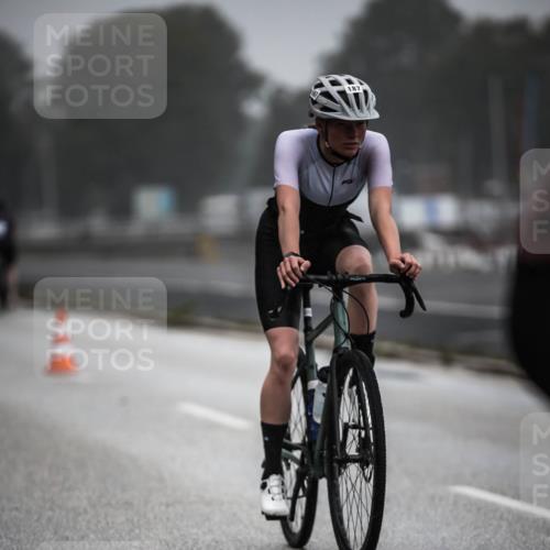16.08.2026 - KN Förde Triathlon 2026 H.Heesch http://msf.ph/oto/9966086 16.08.2026 09:27:50 Radfahren 115, 142, 168, 186, 187, 204 meine-sportfotos.de