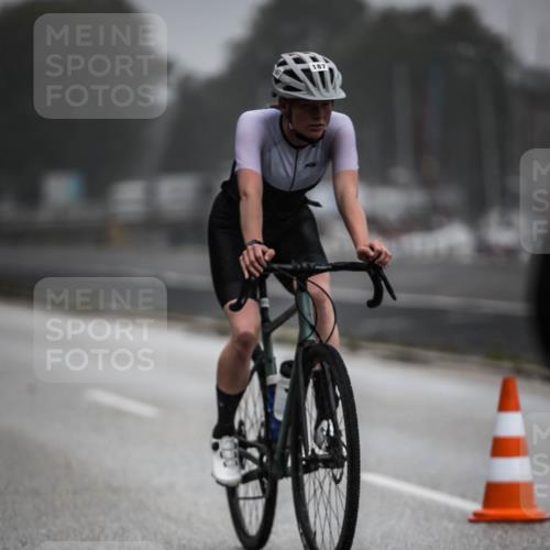 16.08.2026 - KN Förde Triathlon 2026 H.Heesch http://msf.ph/oto/9966088 16.08.2026 09:27:50 Radfahren 115, 142, 168, 186, 187, 204 meine-sportfotos.de
