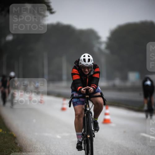 16.08.2026 - KN Förde Triathlon 2026 H.Heesch http://msf.ph/oto/9966224 16.08.2026 09:28:10 Radfahren 169, 190, 198, 225 meine-sportfotos.de