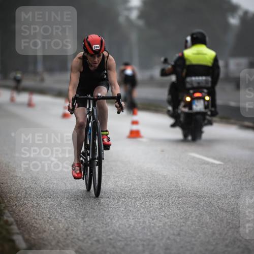 16.08.2026 - KN Förde Triathlon 2026 H.Heesch http://msf.ph/oto/9966331 16.08.2026 09:28:35 Radfahren 117, 139, 160, 200 meine-sportfotos.de