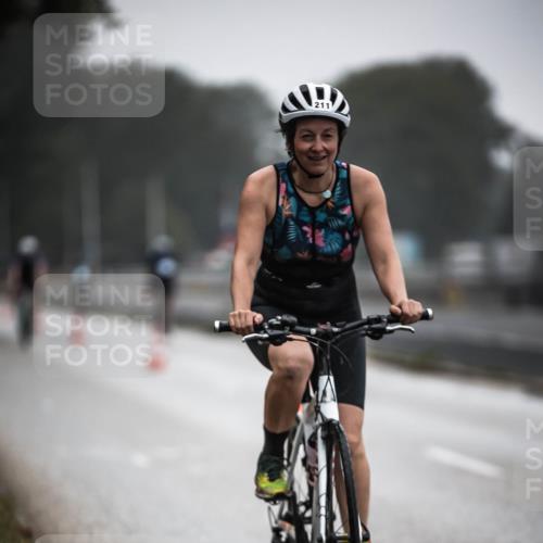 16.08.2026 - KN Förde Triathlon 2026 H.Heesch http://msf.ph/oto/9966562 16.08.2026 09:30:01 Radfahren 126, 176, 211, 229 meine-sportfotos.de
