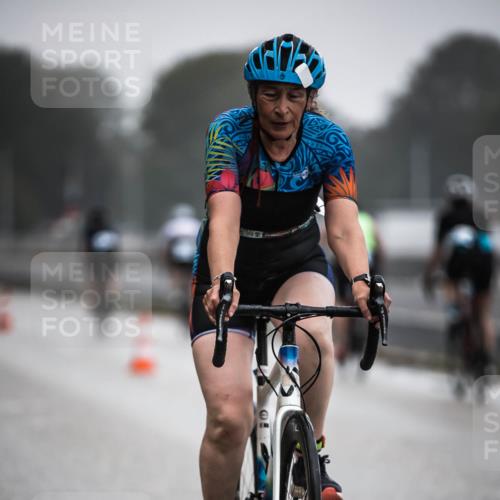 16.08.2026 - KN Förde Triathlon 2026 H.Heesch http://msf.ph/oto/9966724 16.08.2026 09:30:17 Radfahren 142, 171, 180, 215, 235 meine-sportfotos.de