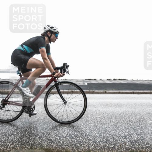 16.08.2026 - KN Förde Triathlon 2026 H.Heesch http://msf.ph/oto/9966884 16.08.2026 09:44:32 Radfahren 107, 205, 213, 254 meine-sportfotos.de
