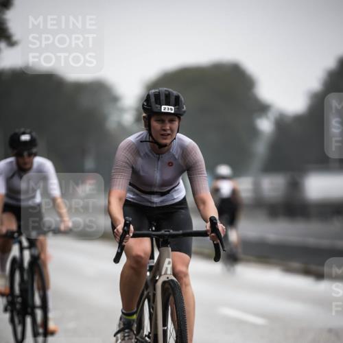 16.08.2026 - KN Förde Triathlon 2026 H.Heesch http://msf.ph/oto/9966905 16.08.2026 09:30:45 Radfahren 129, 160, 194, 239, 248 meine-sportfotos.de