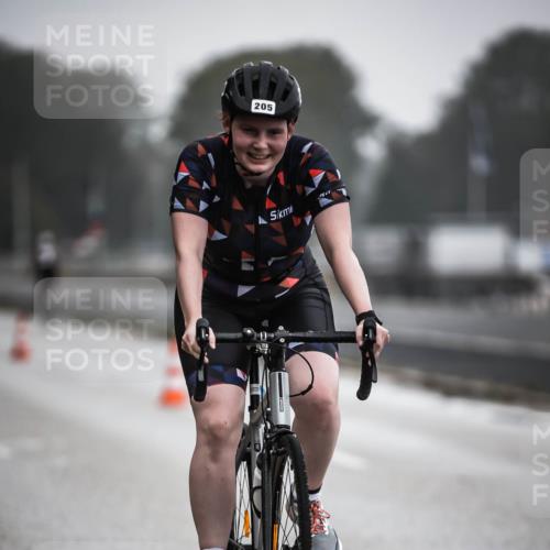 16.08.2026 - KN Förde Triathlon 2026 H.Heesch http://msf.ph/oto/9966969 16.08.2026 09:30:50 Radfahren 129, 141, 149, 160, 205 meine-sportfotos.de