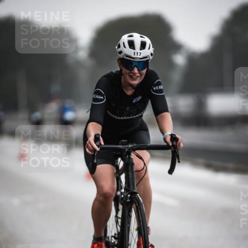 16.08.2026 - KN Förde Triathlon 2026 H.Heesch http://msf.ph/oto/9967075 16.08.2026 09:31:05 Radfahren 117, 130, 214 meine-sportfotos.de