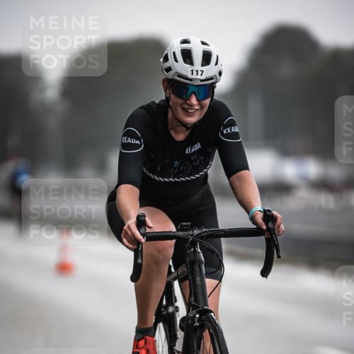 16.08.2026 - KN Förde Triathlon 2026 H.Heesch http://msf.ph/oto/9967082 16.08.2026 09:31:05 Radfahren 117, 130, 214 meine-sportfotos.de