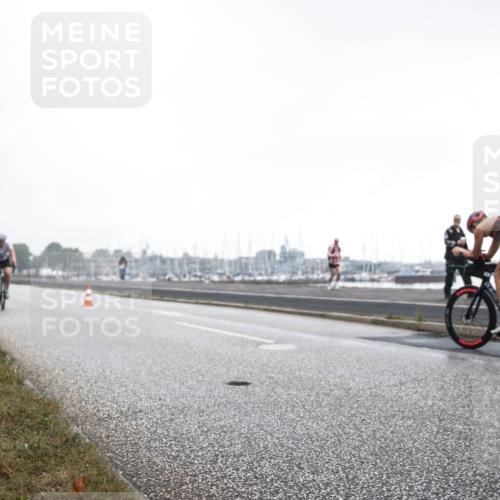16.08.2026 - KN Förde Triathlon 2026 H.Heesch http://msf.ph/oto/9967463 16.08.2026 09:27:32 Radfahren 121, 138, 171, 172, 176, 180, 230 meine-sportfotos.de