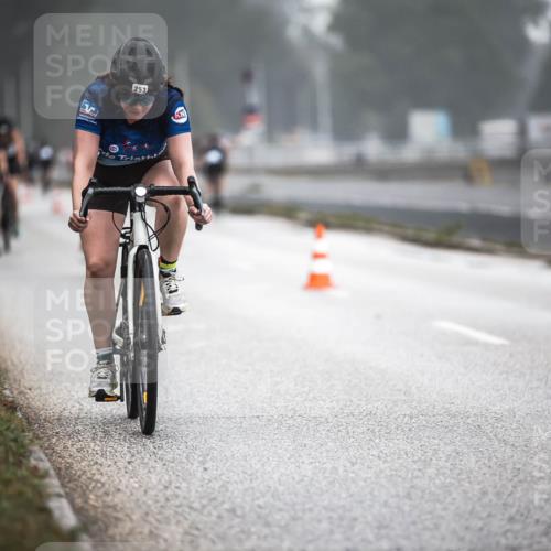 16.08.2026 - KN Förde Triathlon 2026 H.Heesch http://msf.ph/oto/9967470 16.08.2026 09:39:37 Radfahren 119, 227, 242, 253, 537 meine-sportfotos.de