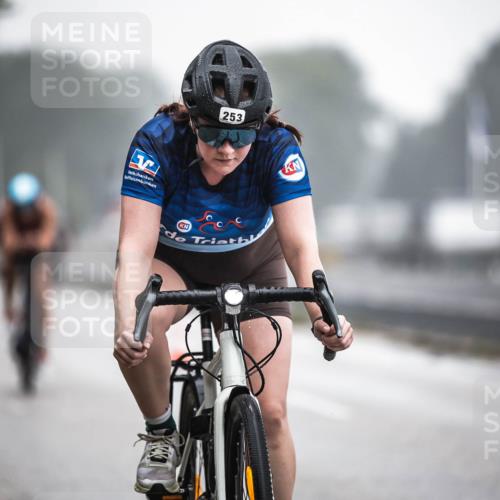 16.08.2026 - KN Förde Triathlon 2026 H.Heesch http://msf.ph/oto/9967499 16.08.2026 09:39:38 Radfahren 119, 227, 242, 253, 537 meine-sportfotos.de