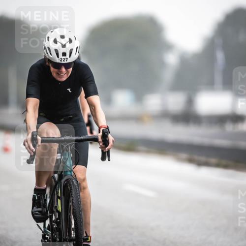 16.08.2026 - KN Förde Triathlon 2026 H.Heesch http://msf.ph/oto/9967531 16.08.2026 09:39:41 Radfahren 119, 227, 242, 253, 537 meine-sportfotos.de