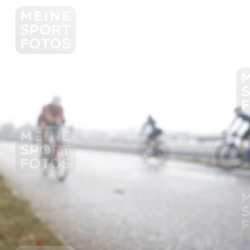 16.08.2026 - KN Förde Triathlon 2026 H.Heesch http://msf.ph/oto/9967831 16.08.2026 09:36:09 Radfahren 109, 124, 138, 150, 156, 166, 178, 192, 243, 261 meine-sportfotos.de