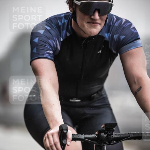 16.08.2026 - KN Förde Triathlon 2026 H.Heesch http://msf.ph/oto/9967960 16.08.2026 09:40:36 Radfahren 163, 199, 201, 230, 232 meine-sportfotos.de