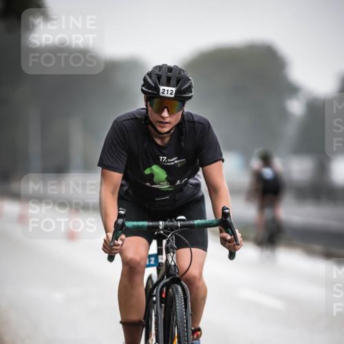 16.08.2026 - KN Förde Triathlon 2026 H.Heesch http://msf.ph/oto/9968025 16.08.2026 09:41:01 Radfahren 152, 212 meine-sportfotos.de