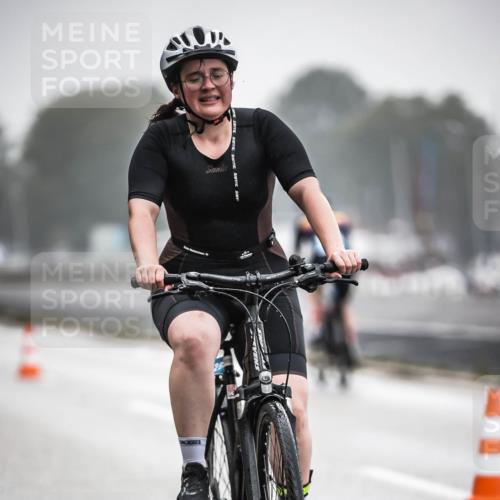 16.08.2026 - KN Förde Triathlon 2026 H.Heesch http://msf.ph/oto/9968049 16.08.2026 09:41:17 Radfahren 149, 205, 233, 234, 240, 264 meine-sportfotos.de