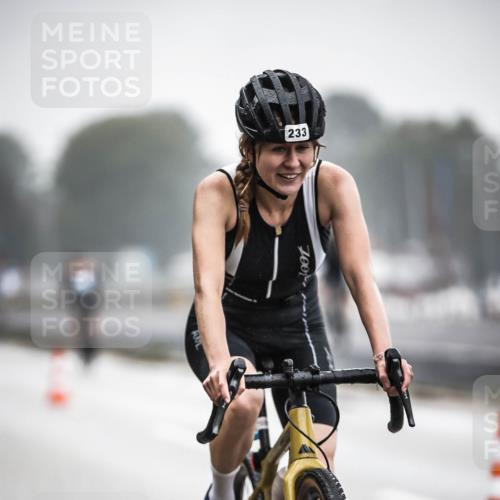 16.08.2026 - KN Förde Triathlon 2026 H.Heesch http://msf.ph/oto/9968066 16.08.2026 09:41:19 Radfahren 149, 205, 233, 234, 240, 264 meine-sportfotos.de
