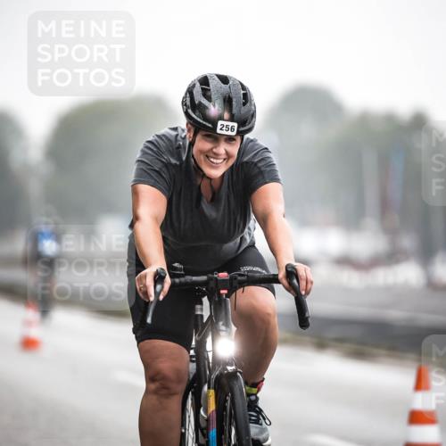 16.08.2026 - KN Förde Triathlon 2026 H.Heesch http://msf.ph/oto/9968086 16.08.2026 09:41:25 Radfahren 122, 256 meine-sportfotos.de
