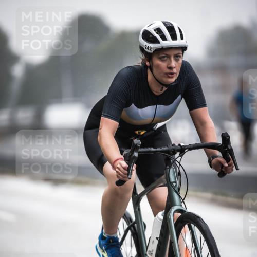 16.08.2026 - KN Förde Triathlon 2026 H.Heesch http://msf.ph/oto/9968271 16.08.2026 09:42:15 Radfahren 141, 226, 242 meine-sportfotos.de