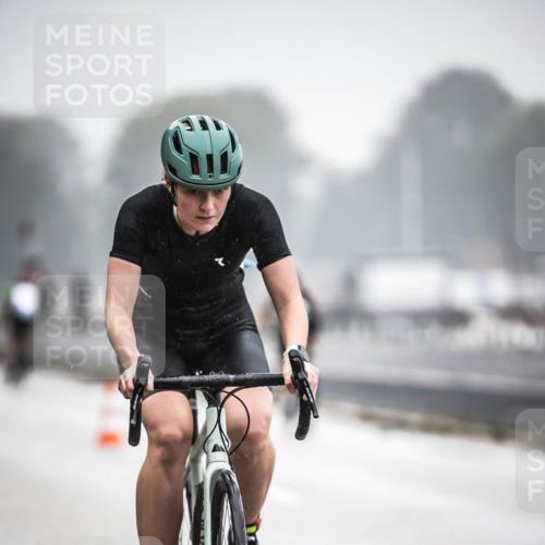 16.08.2026 - KN Förde Triathlon 2026 H.Heesch http://msf.ph/oto/9968544 16.08.2026 09:44:17 Radfahren 129, 131, 137, 235, 245, 805 meine-sportfotos.de