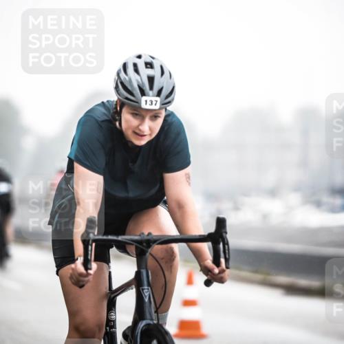 16.08.2026 - KN Förde Triathlon 2026 H.Heesch http://msf.ph/oto/9968563 16.08.2026 09:44:22 Radfahren 105, 129, 137, 170, 229 meine-sportfotos.de