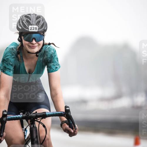 16.08.2026 - KN Förde Triathlon 2026 H.Heesch http://msf.ph/oto/9968576 16.08.2026 09:44:25 Radfahren 105, 170, 229 meine-sportfotos.de