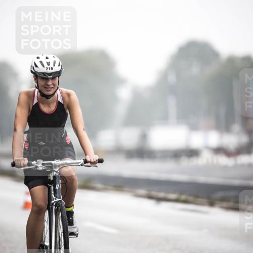 16.08.2026 - KN Förde Triathlon 2026 H.Heesch http://msf.ph/oto/9968897 16.08.2026 09:46:02 Radfahren 175, 195, 219, 223 meine-sportfotos.de