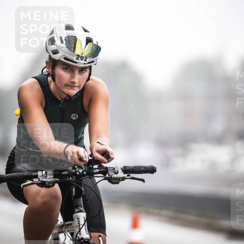 16.08.2026 - KN Förde Triathlon 2026 H.Heesch http://msf.ph/oto/9968984 16.08.2026 09:46:32 Radfahren 109, 150, 198, 202, 216, 255, 258 meine-sportfotos.de