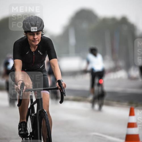 16.08.2026 - KN Förde Triathlon 2026 H.Heesch http://msf.ph/oto/9969081 16.08.2026 09:46:58 Radfahren 131, 161, 166, 170, 178, 192, 805 meine-sportfotos.de