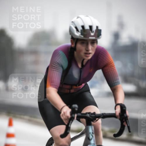 16.08.2026 - KN Förde Triathlon 2026 H.Heesch http://msf.ph/oto/9969141 16.08.2026 09:47:25 Radfahren 138, 228, 248, 254 meine-sportfotos.de