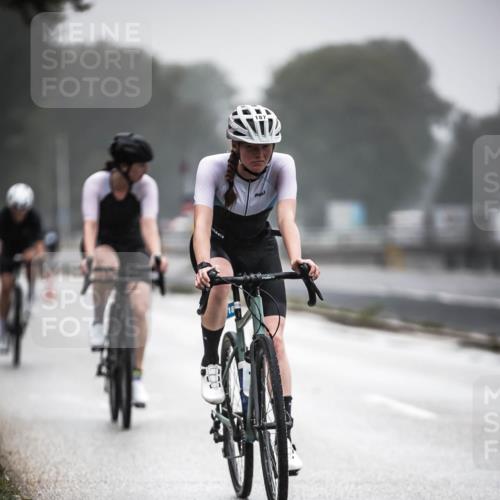 16.08.2026 - KN Förde Triathlon 2026 H.Heesch http://msf.ph/oto/9969418 16.08.2026 09:49:28 Radfahren 118, 161, 164, 178, 187, 189, 192, 253, 255 meine-sportfotos.de