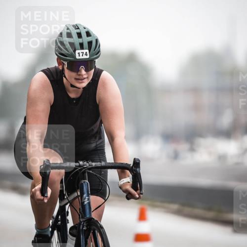16.08.2026 - KN Förde Triathlon 2026 H.Heesch http://msf.ph/oto/9969647 16.08.2026 09:50:19 Radfahren 156, 174, 194, 239 meine-sportfotos.de