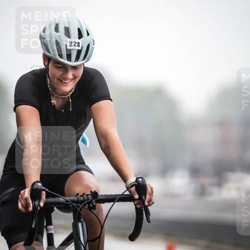 16.08.2026 - KN Förde Triathlon 2026 H.Heesch http://msf.ph/oto/9969736 16.08.2026 09:50:42 Radfahren 126, 148, 211, 217, 228 meine-sportfotos.de