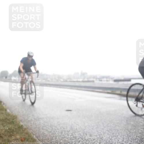16.08.2026 - KN Förde Triathlon 2026 H.Heesch http://msf.ph/oto/9970008 16.08.2026 09:46:24 Radfahren 125, 134, 135, 150 meine-sportfotos.de