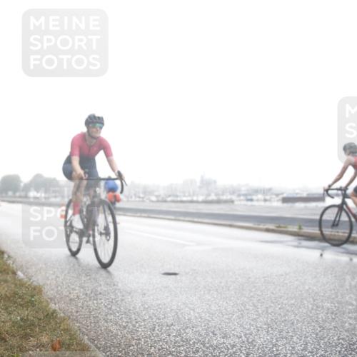 16.08.2026 - KN Förde Triathlon 2026 H.Heesch http://msf.ph/oto/9970019 16.08.2026 09:46:35 Radfahren 109, 198, 202, 216, 244, 267 meine-sportfotos.de
