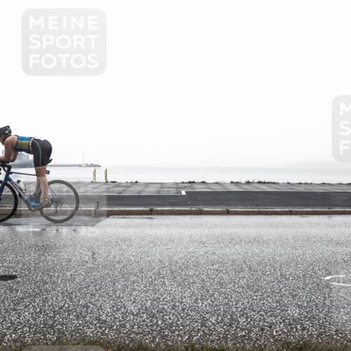 16.08.2026 - KN Förde Triathlon 2026 H.Heesch http://msf.ph/oto/9970109 16.08.2026 09:53:33 Radfahren 120, 126, 211, 233, 234 meine-sportfotos.de