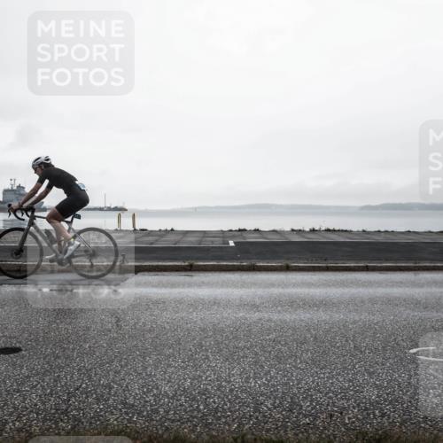 16.08.2026 - KN Förde Triathlon 2026 H.Heesch http://msf.ph/oto/9970353 16.08.2026 10:01:30 Radfahren 163, 194, 217 meine-sportfotos.de